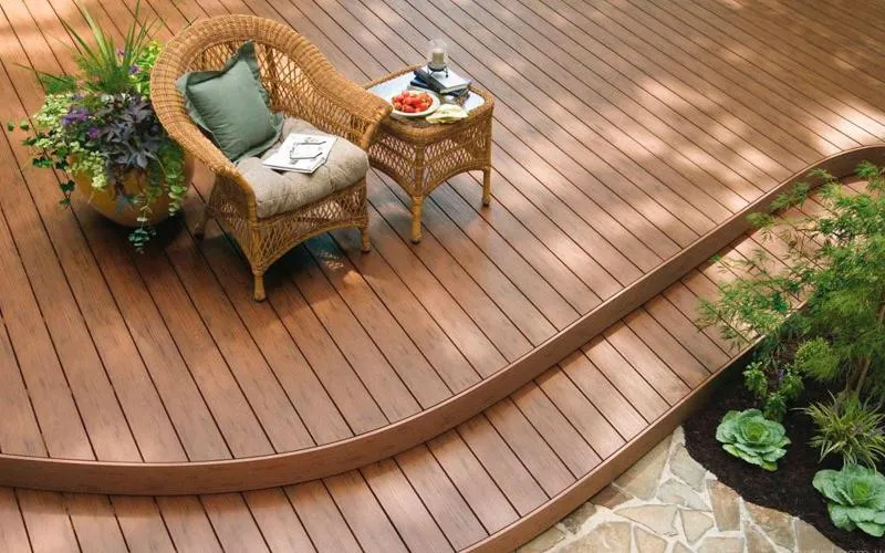 Палубная доска или террасная доска ДПК. Что лучше?